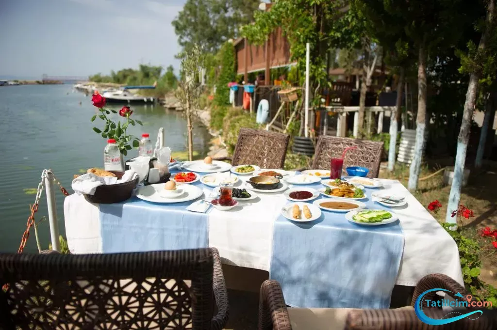 tatilcim.com Deniz Kızı Otel Gümüldür